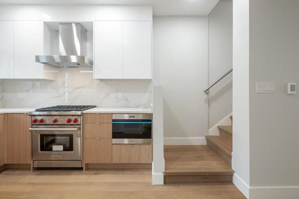 815 W 15th Avenue, Vancouver, BC, V5Z 1R8 - 6