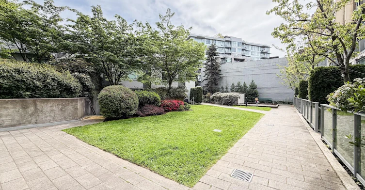 390 E 11th Ave, Vancouver, BC, V5T 4V9 - 31