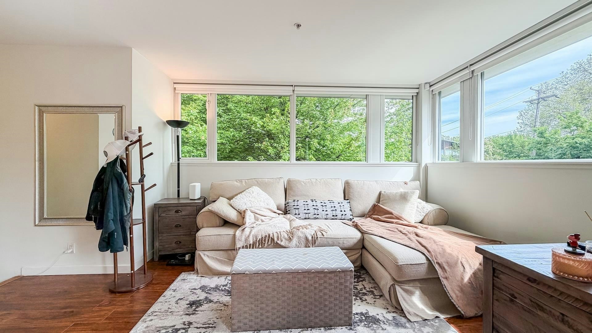 390 E 11th Ave, Vancouver, BC, V5T 4V9 - 5