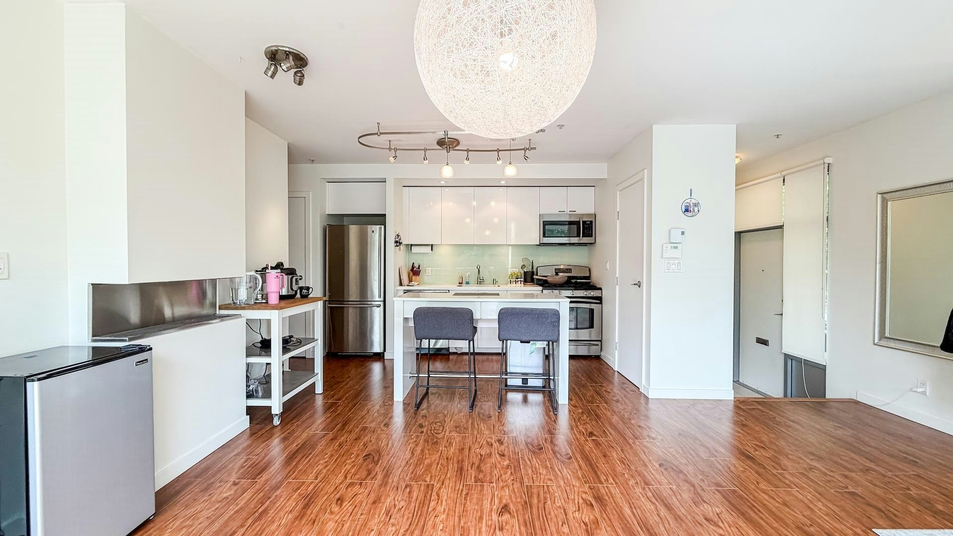 390 E 11th Ave, Vancouver, BC, V5T 4V9 - 11