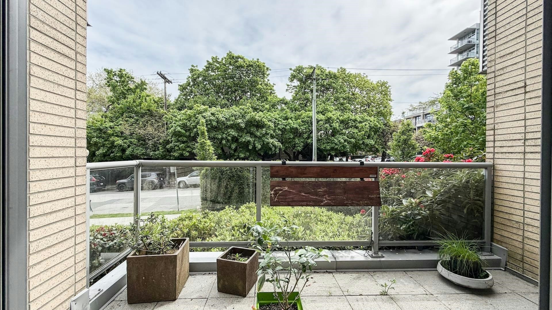 390 E 11th Ave, Vancouver, BC, V5T 4V9 - 14