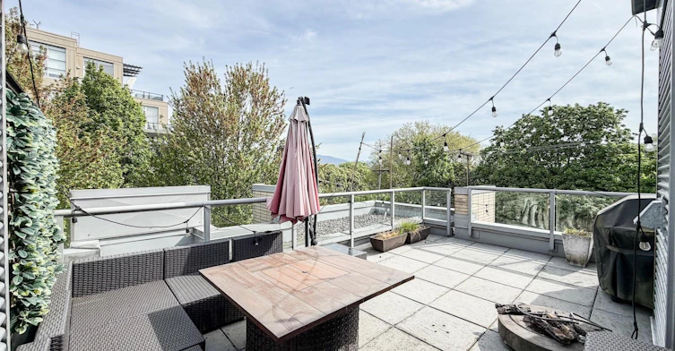 390 E 11th Ave, Vancouver, BC, V5T 4V9 - 25