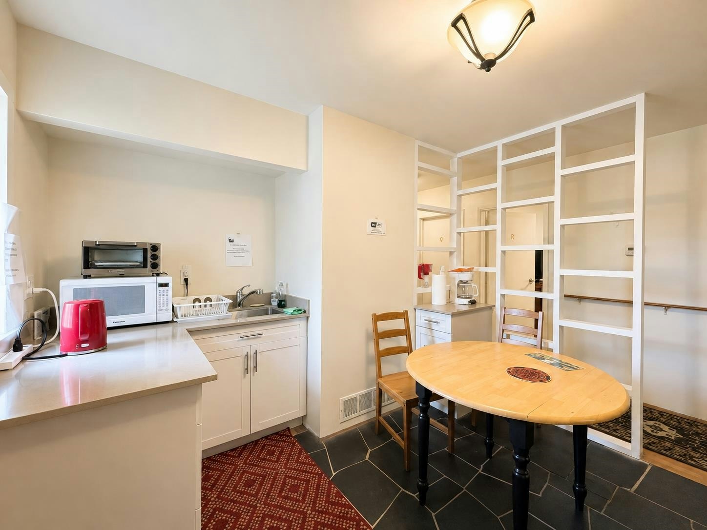 796 W 42nd Ave, Vancouver, BC, V5Z 2N9 - 2