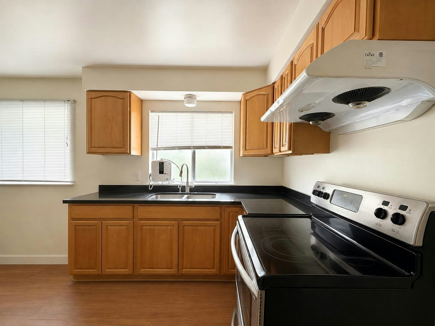 796 W 42nd Ave, Vancouver, BC, V5Z 2N9 - 4