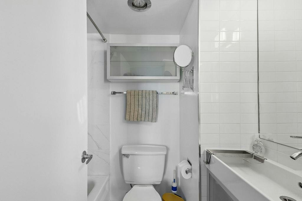 1503-1251 Cardero Street, Vancouver, BC, V6G 2H9 - 21
