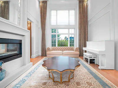 7751 Sunnyholme Crescent - 3