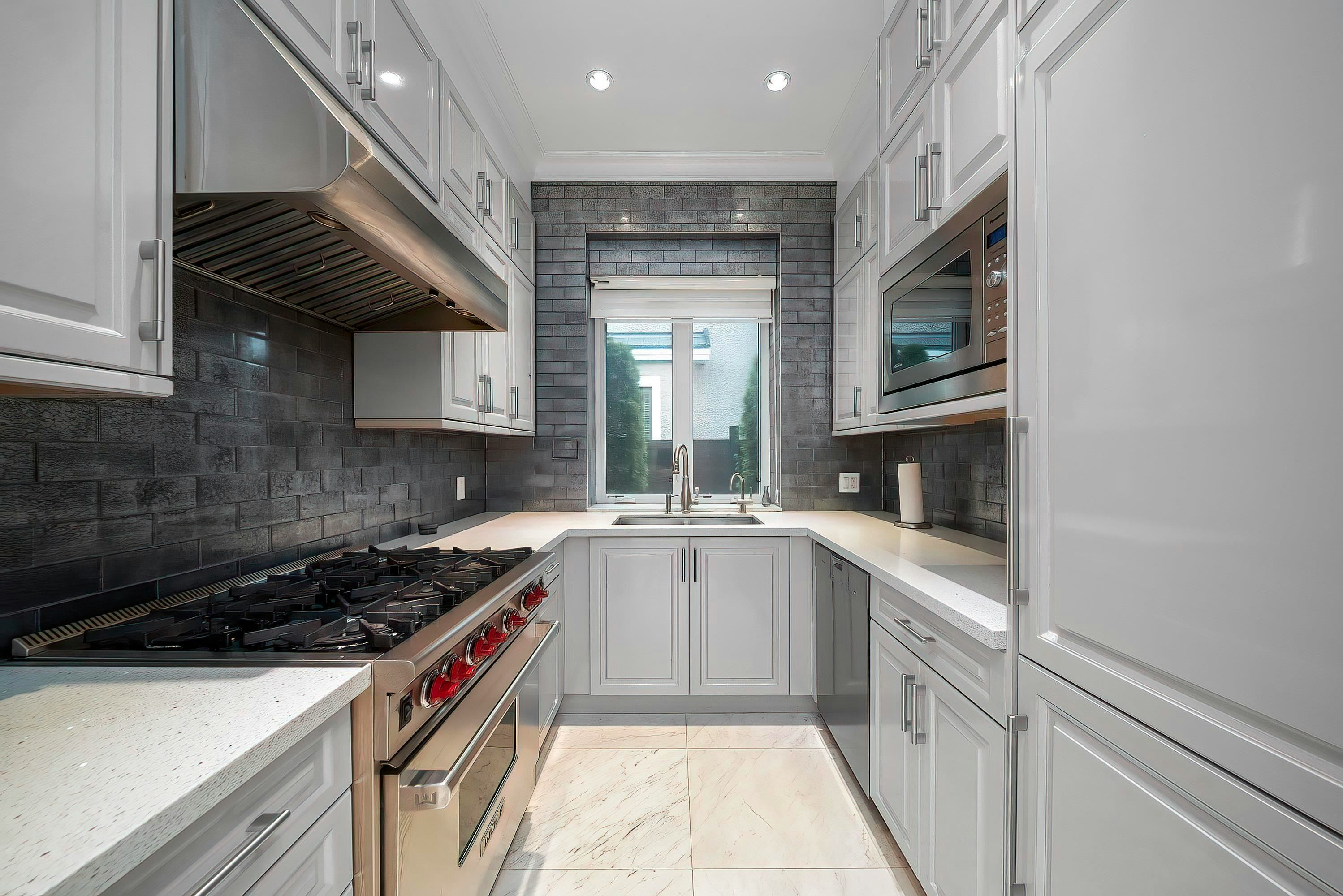 7751 Sunnyholme Crescent, Richmond, BC, V6Y 1G8 - 9