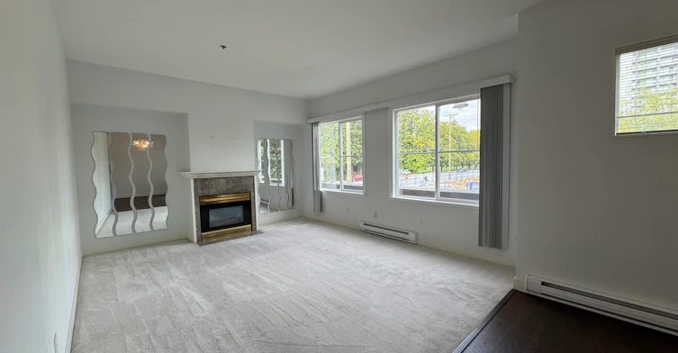 212-7288 No.3 Road, Richmond, BC, V6Y 3Y1 - 3