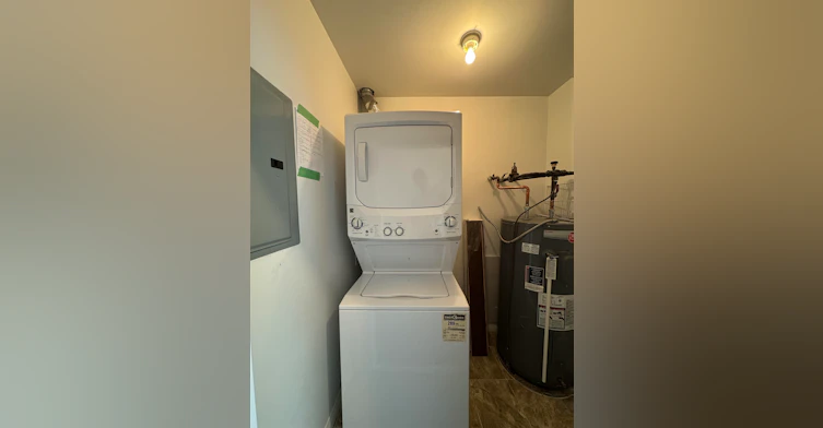 212-7288 No.3 Road, Richmond, BC, V6Y 3Y1 - 13