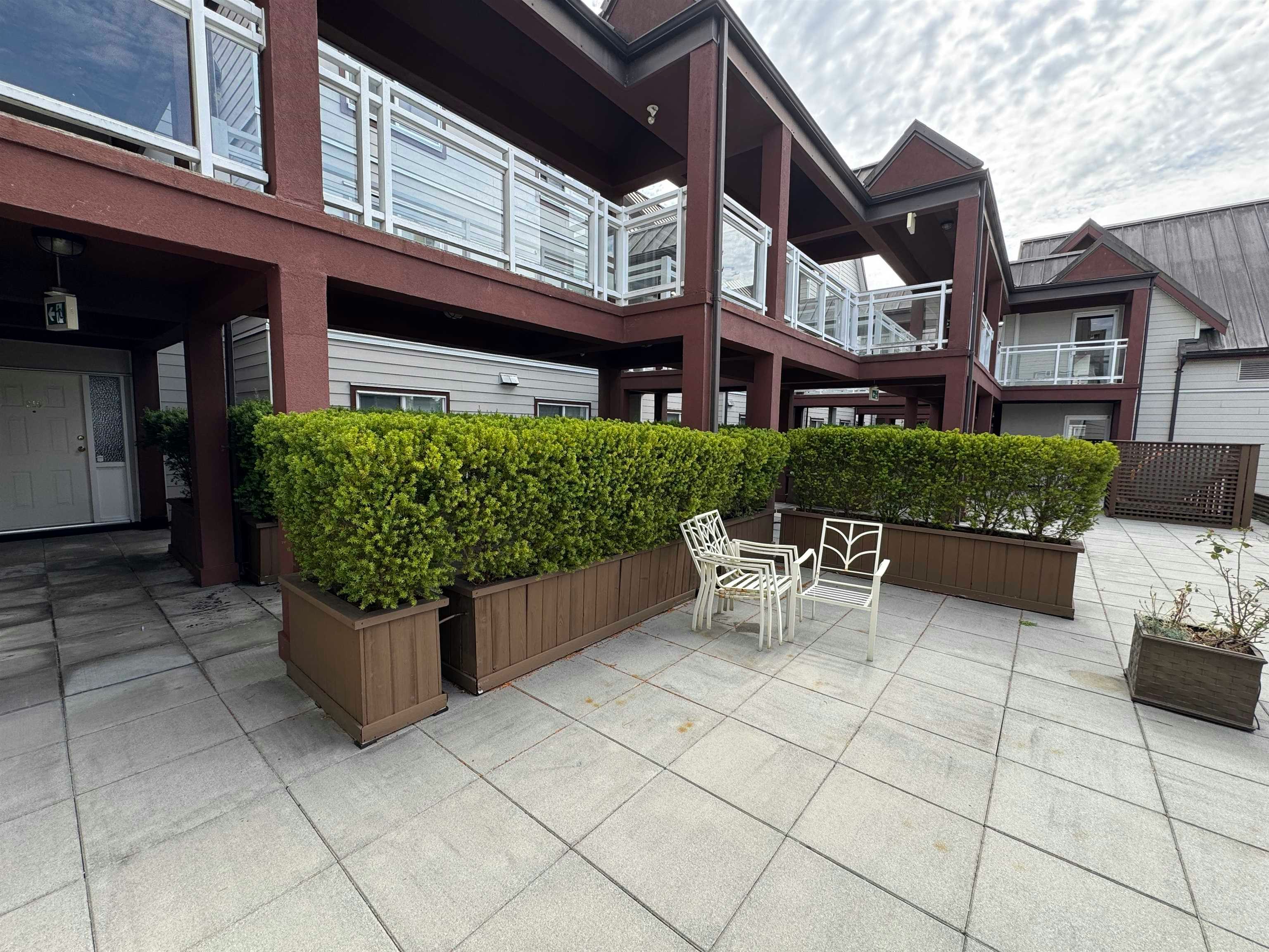 212-7288 No.3 Road, Richmond, BC, V6Y 3Y1 - 14