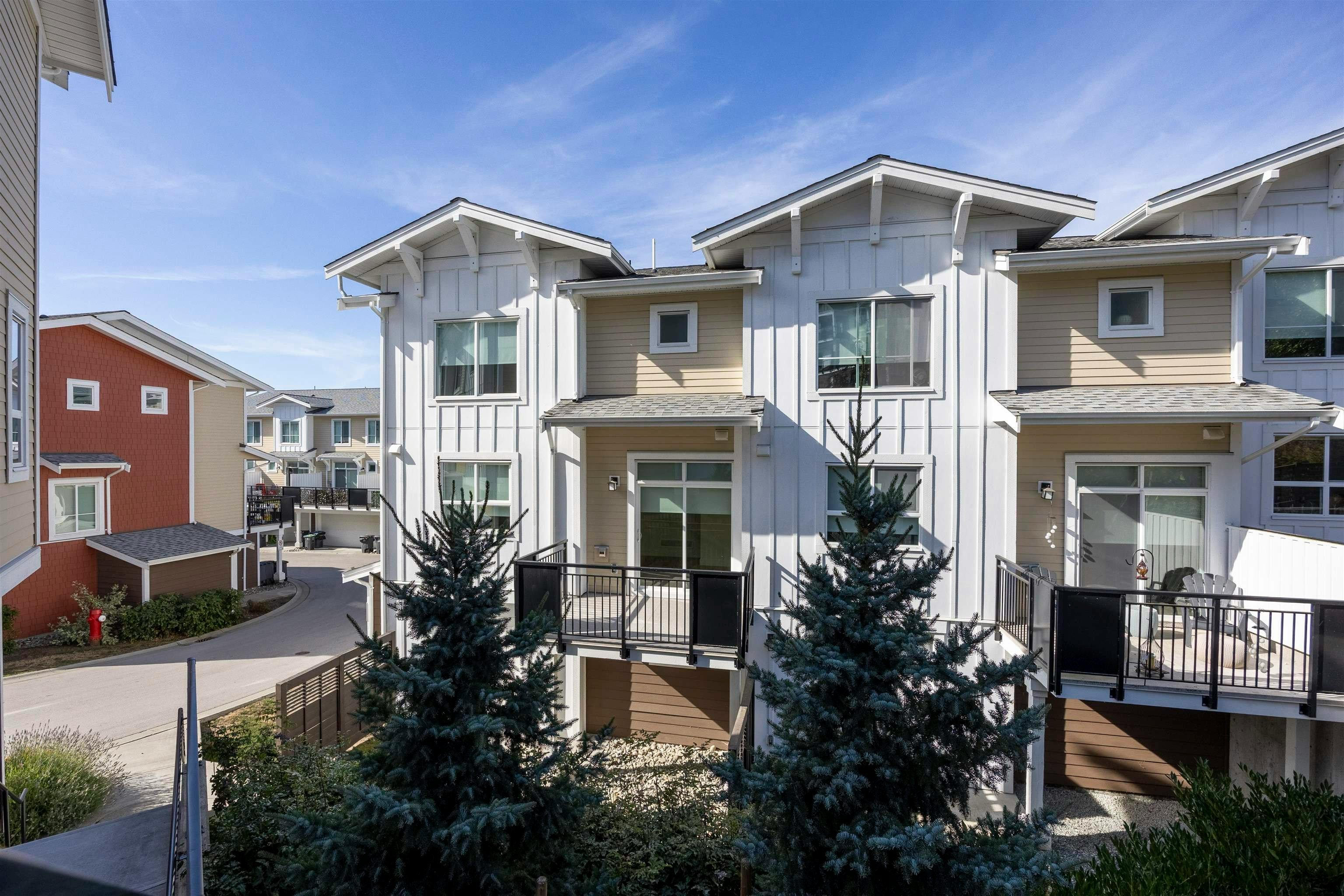 85-16561 17a Avenue, Surrey, BC, V3Z 1J3