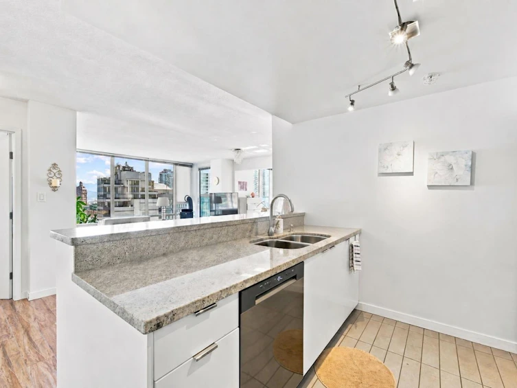 1703-233 Robson Street, Vancouver, BC, V6B 0E8 - 7