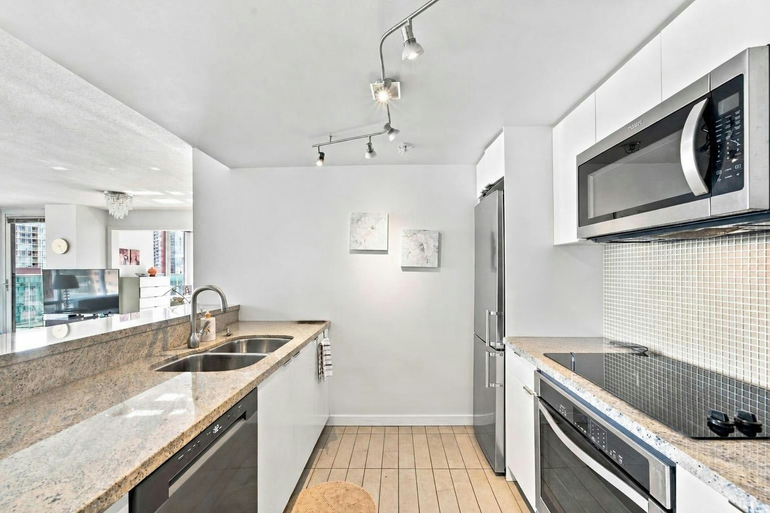1703-233 Robson Street, Vancouver, BC, V6B 0E8 - 6
