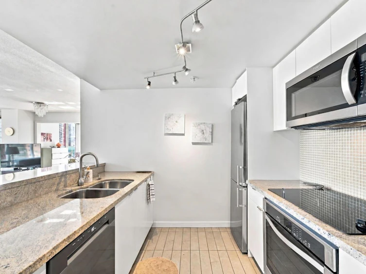 1703-233 Robson Street, Vancouver, BC, V6B 0E8 - 6