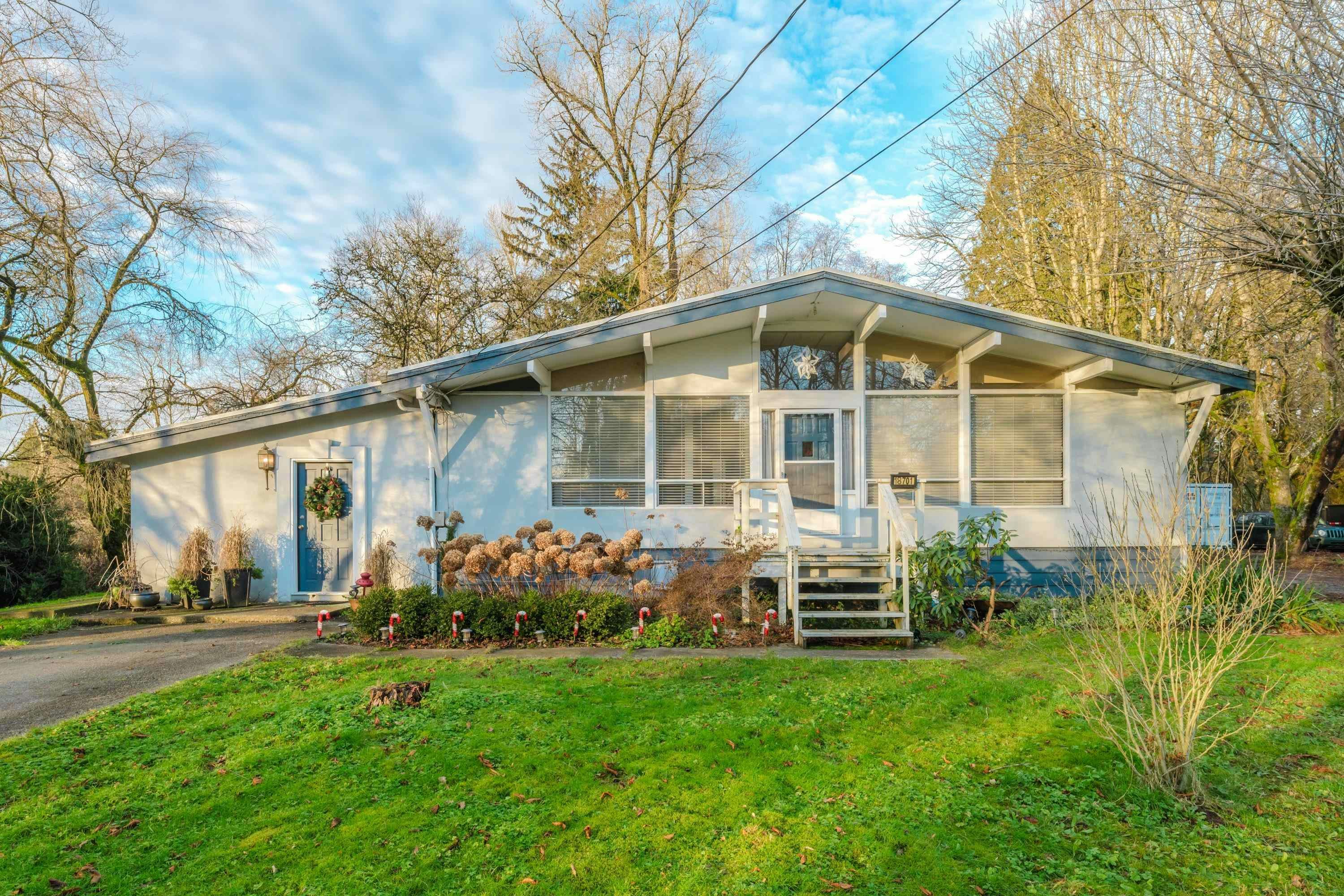 18701 88 Avenue, Surrey, BC, V4N 5T1