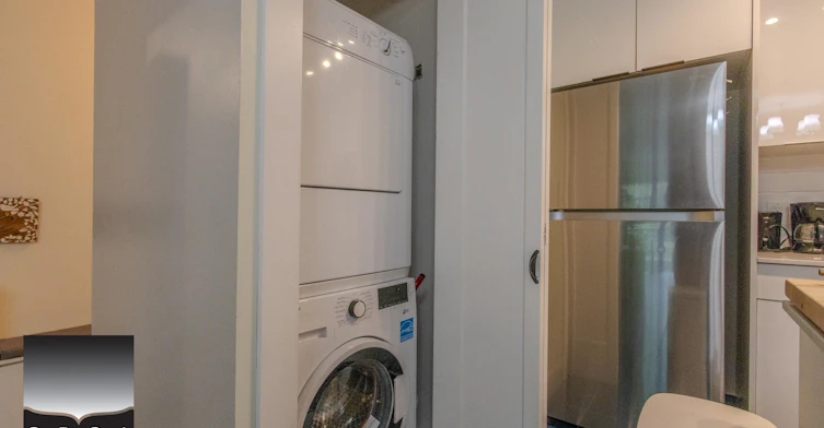 213-1510 Nelson Street, Vancouver, BC, V6G 1M1 - 14