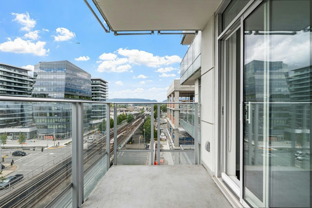 809-5580 No 3 Road, Richmond, BC, V6X 0R8 - 15