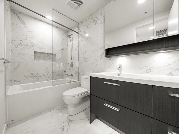 809-5580 No 3 Road, Richmond, BC, V6X 0R8 - 10