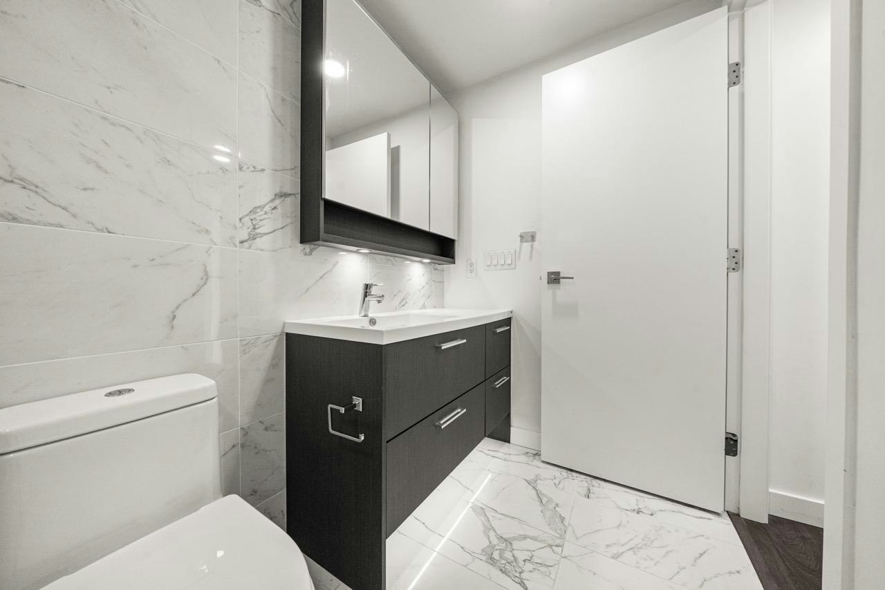 809-5580 No 3 Road, Richmond, BC, V6X 0R8 - 12