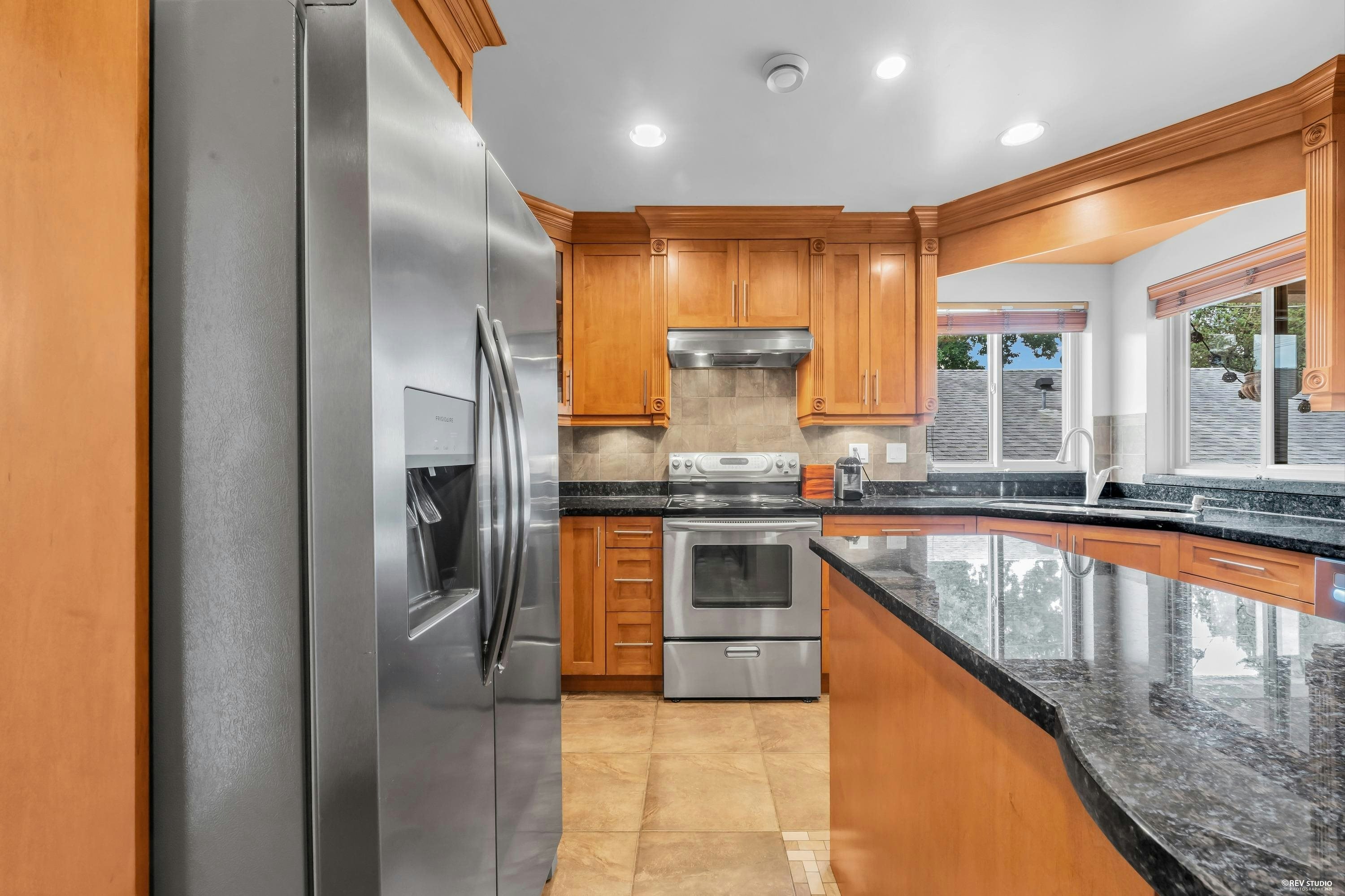5325 Gilpin Street, Burnaby, BC, V5G 2H8 - 10