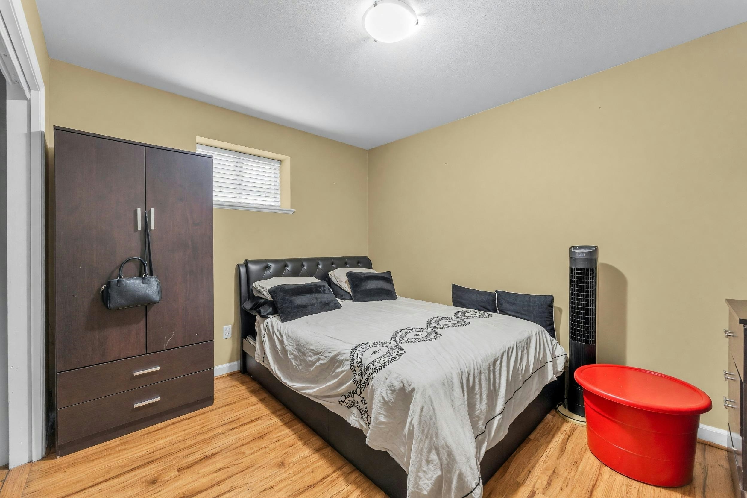 5325 Gilpin Street, Burnaby, BC, V5G 2H8 - 37