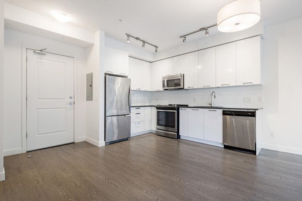 214-6533 Mckay Avenue, Burnaby, BC, V5H 2V5 - 10