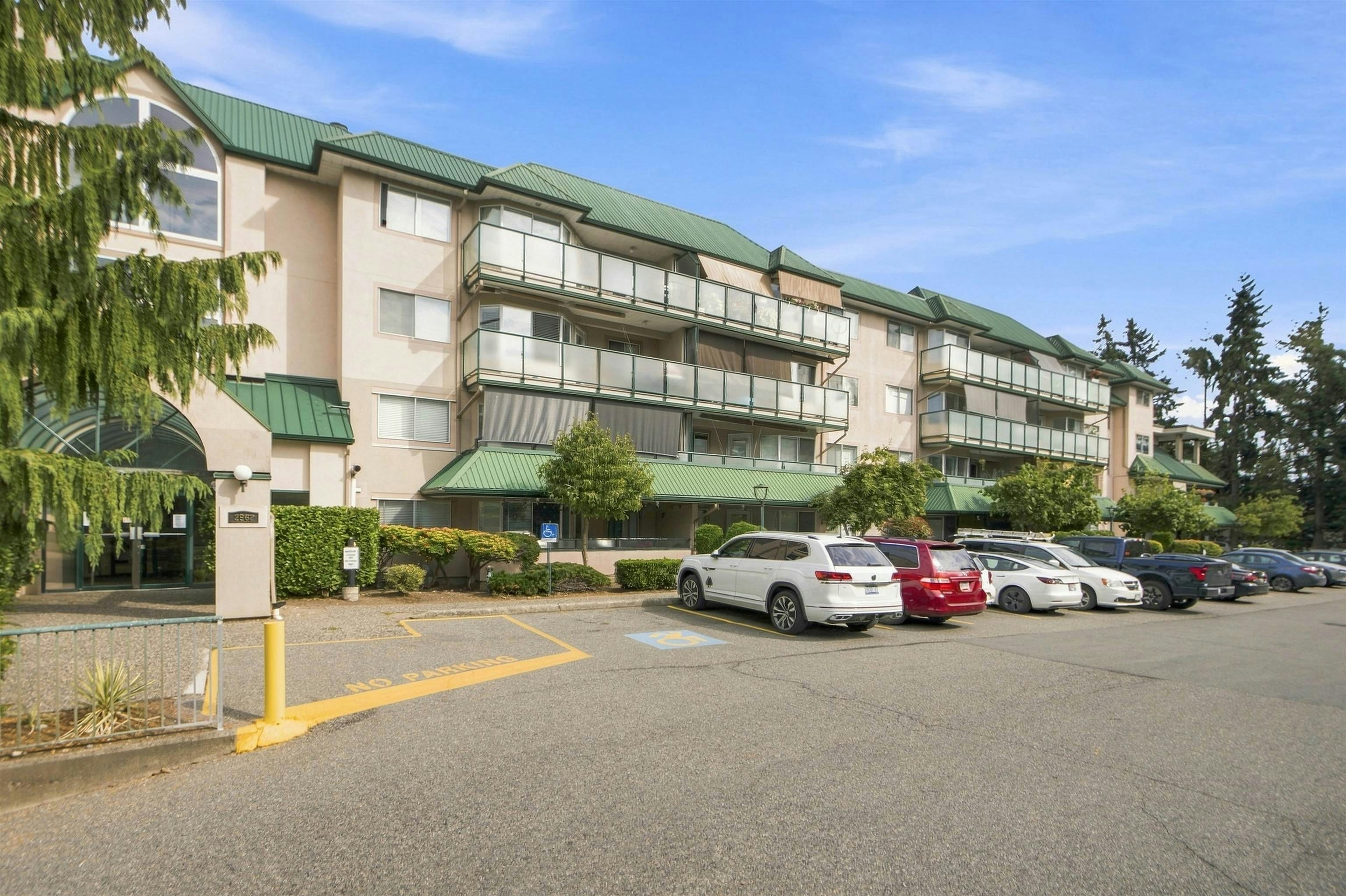 107-2962 Trethewey Street, Abbotsford, BC, V2T 4M3