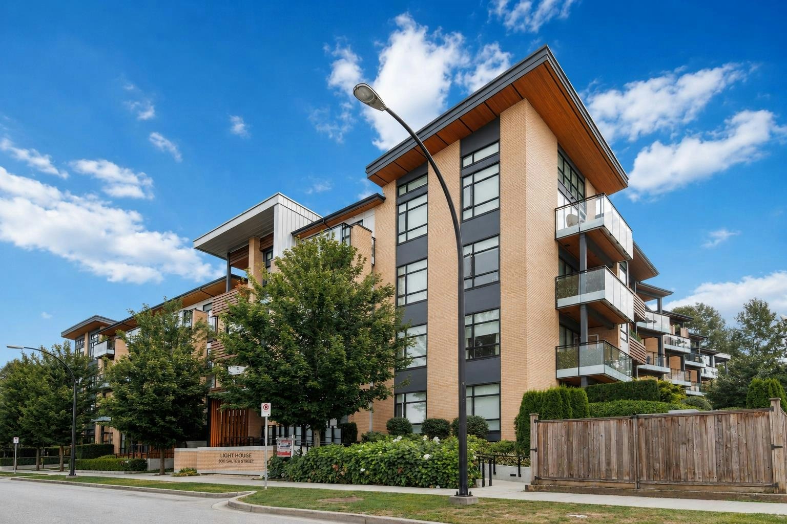 318-300 Salter Street, New Westminster, BC, V3M 0L9 - 26