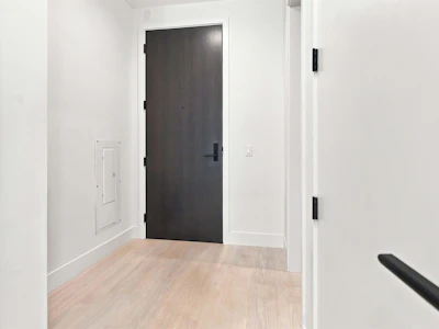 318-300 Salter Street - 3