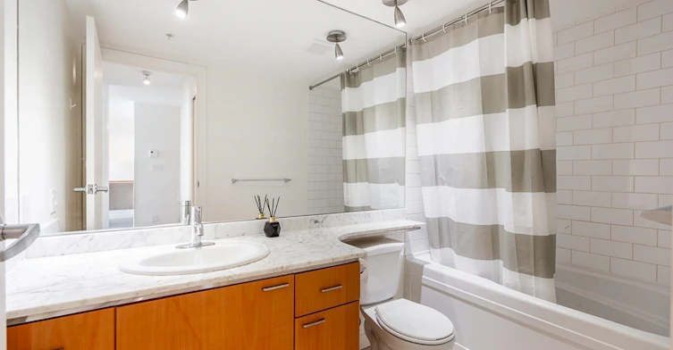 1803-1200 W Georgia Street, Vancouver, BC, V6E 4E6 - 19