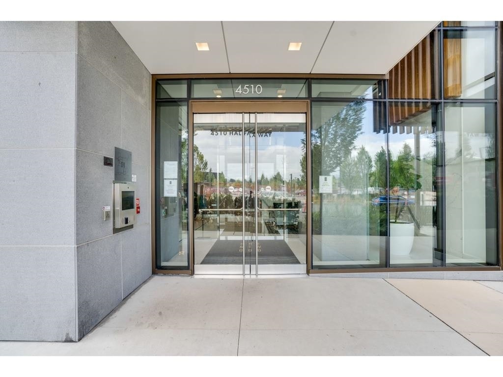 3804-4510 Halifax Way, Burnaby, BC, V5C 0K4 - 2
