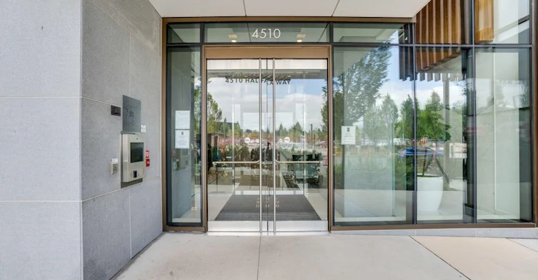 3804-4510 Halifax Way, Burnaby, BC, V5C 0K4 - 2