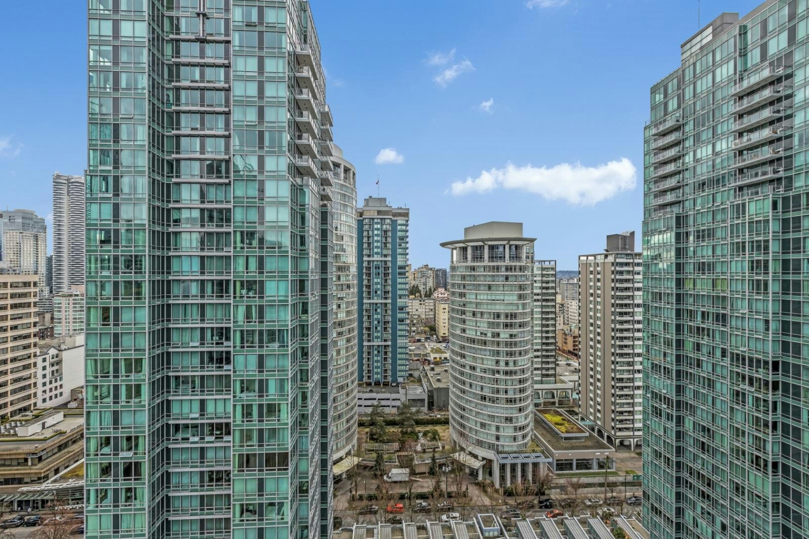 2402-1239 W Georgia Street, Vancouver, BC, V6E 4R8 - 10