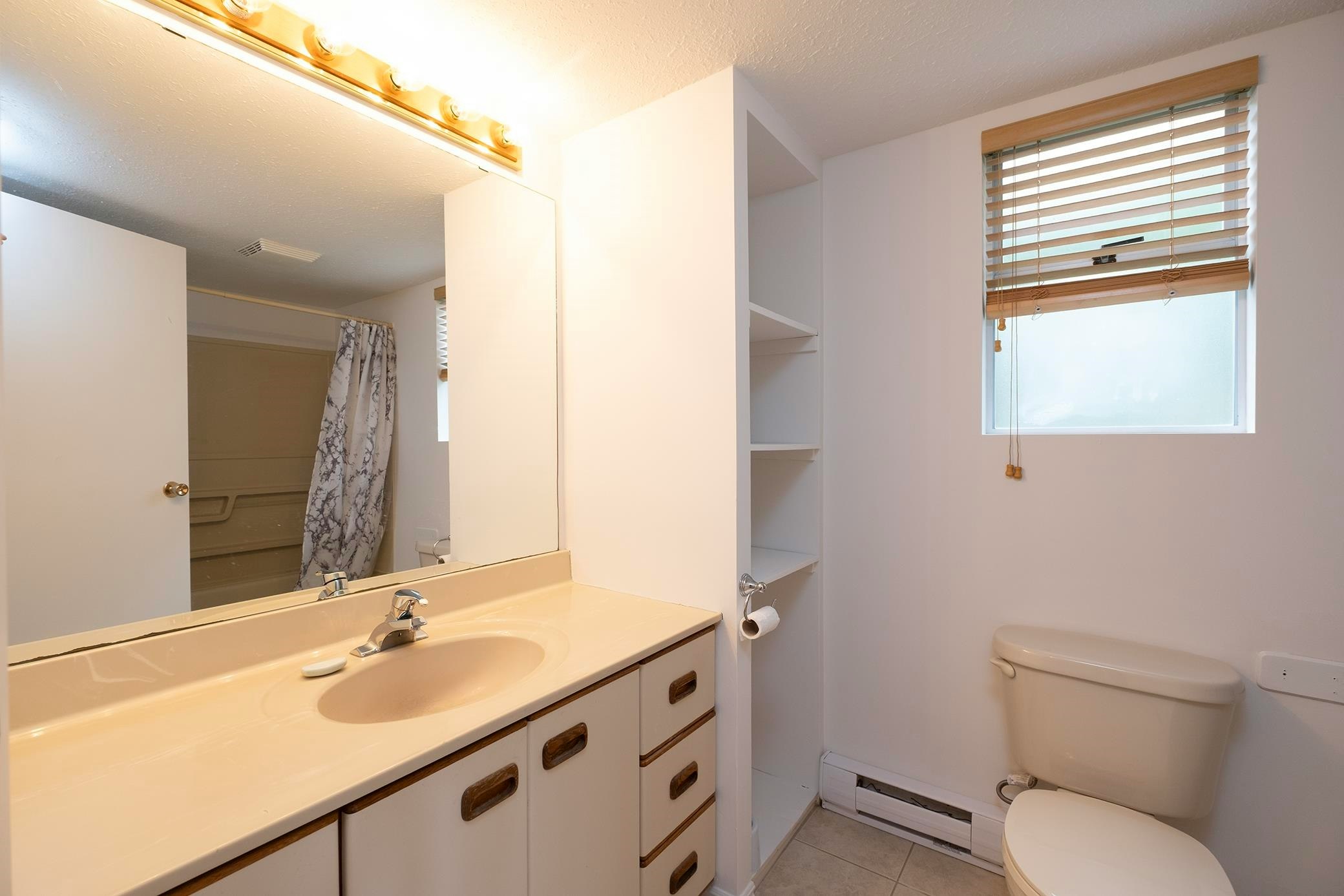 1214 Carole Place, Gibsons, BC, V0N 1V4 - 12