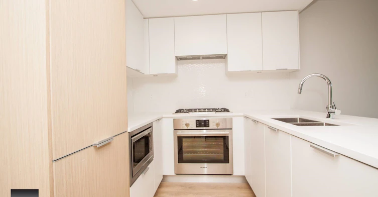 311-5080 Quebec Street, Vancouver, BC, V5W 2N2 - 9