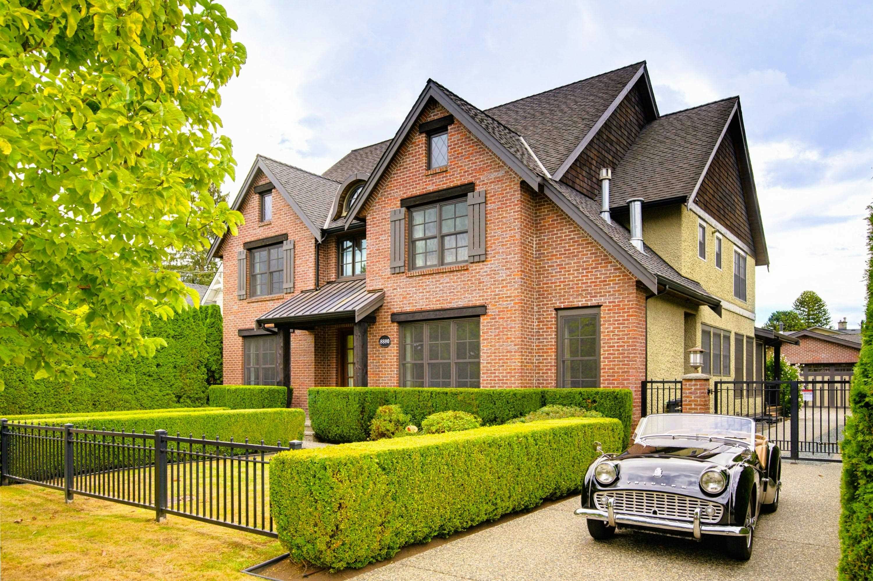 8880 Mcallister Street, Langley, BC, V1M 2S7