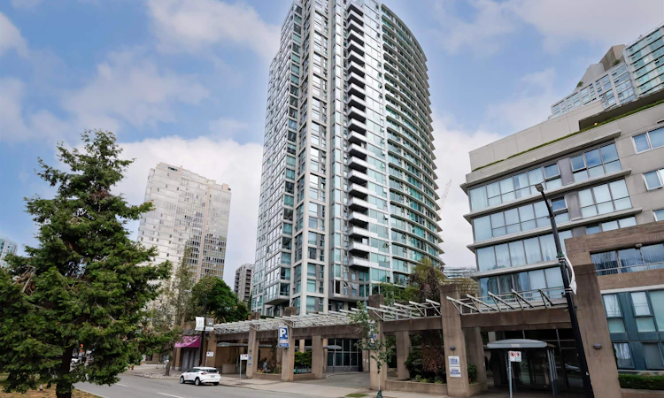 902-1008 Cambie Street