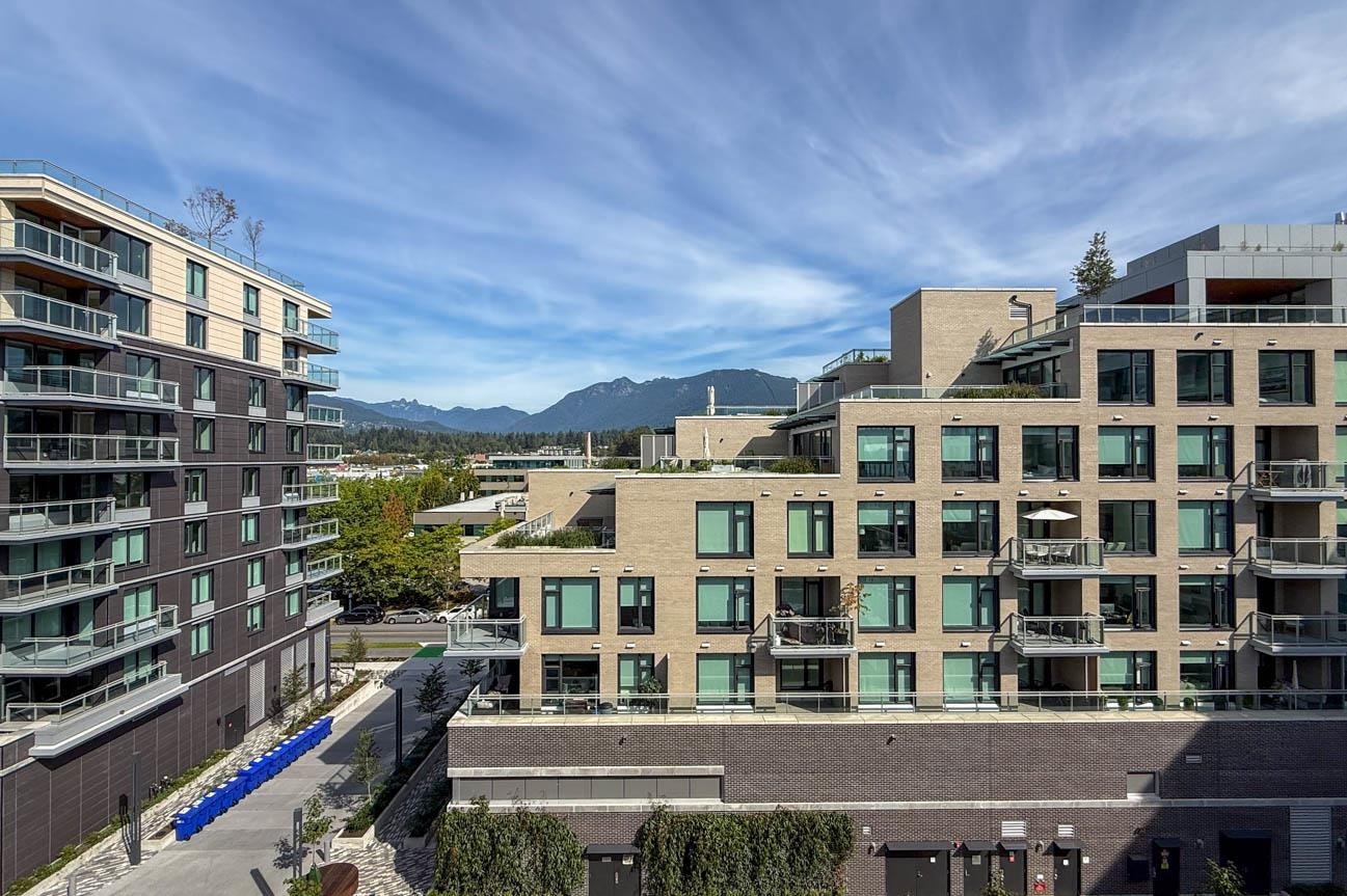 607-777 Harbour Way, North Vancouver, BC, V7P 0G2 - 24