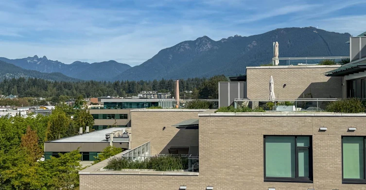 607-777 Harbour Way, North Vancouver, BC, V7P 0G2 - 25
