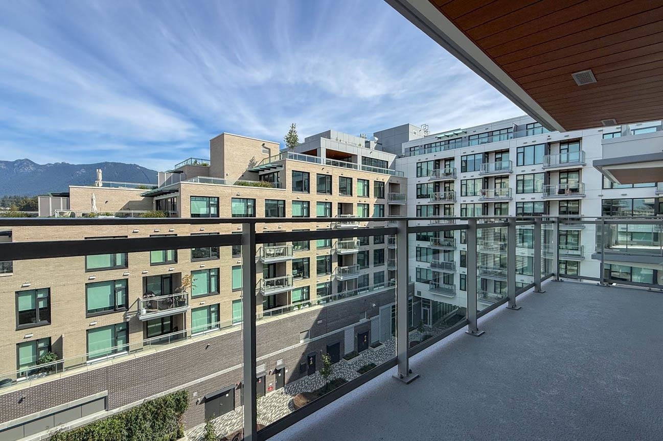 607-777 Harbour Way, North Vancouver, BC, V7P 0G2 - 22