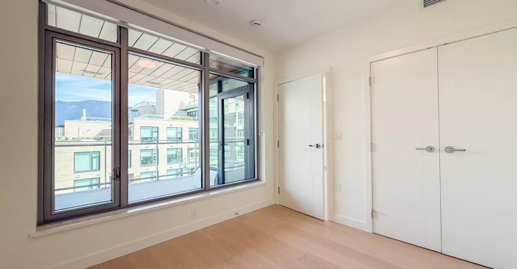 607-777 Harbour Way, North Vancouver, BC, V7P 0G2 - 12