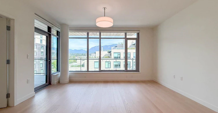 607-777 Harbour Way, North Vancouver, BC, V7P 0G2 - 7