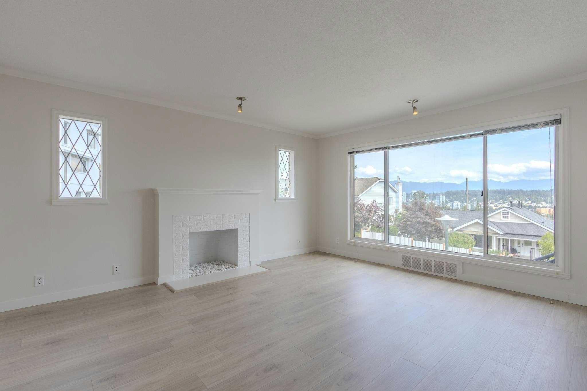 844 Burnaby Street, New Westminster, BC, V3L 4V9 - 12