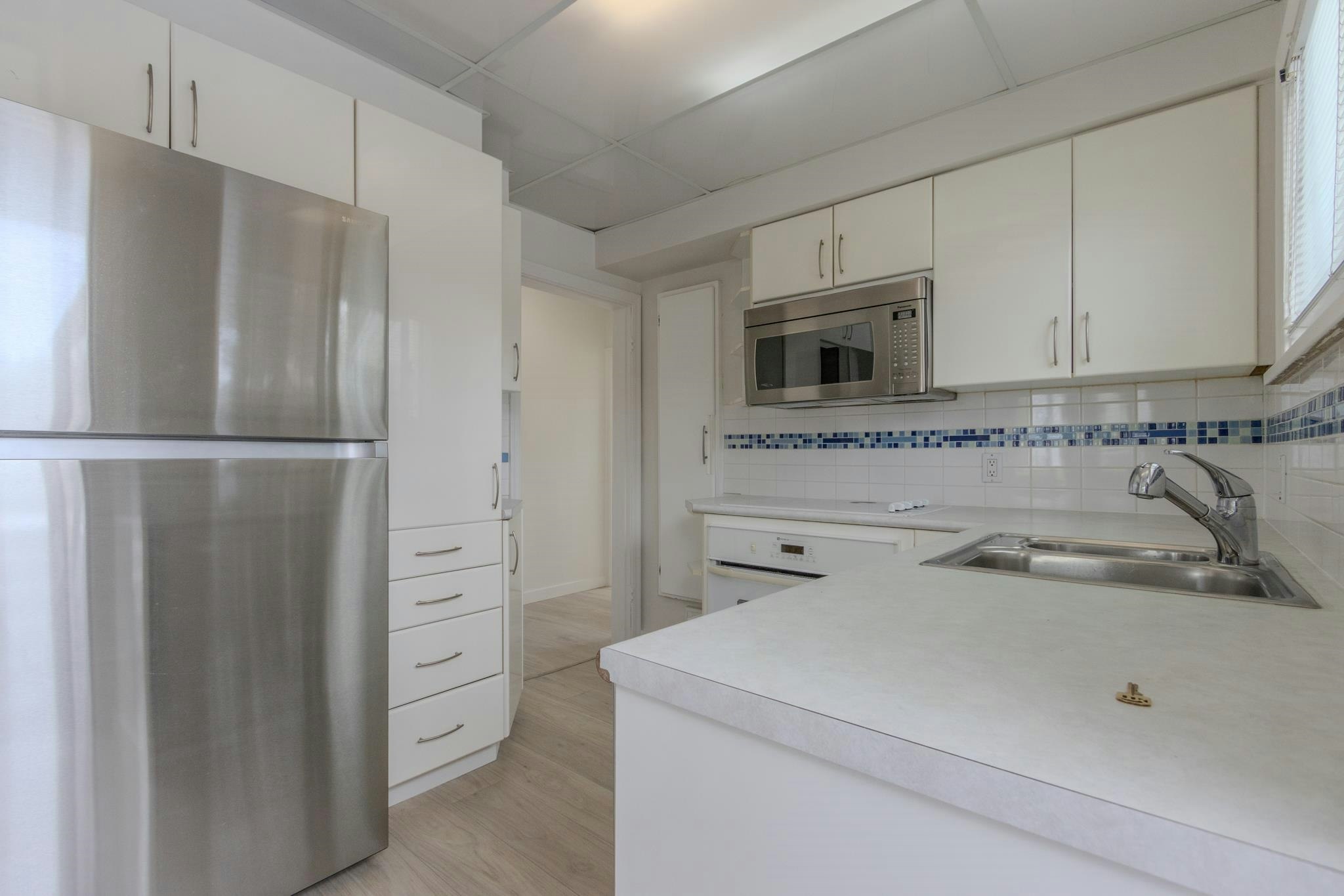 844 Burnaby Street, New Westminster, BC, V3L 4V9 - 3