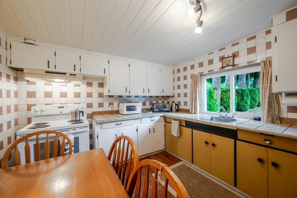 43885 Chestnut Lane, Mission, BC, V0M 1N0 - 14