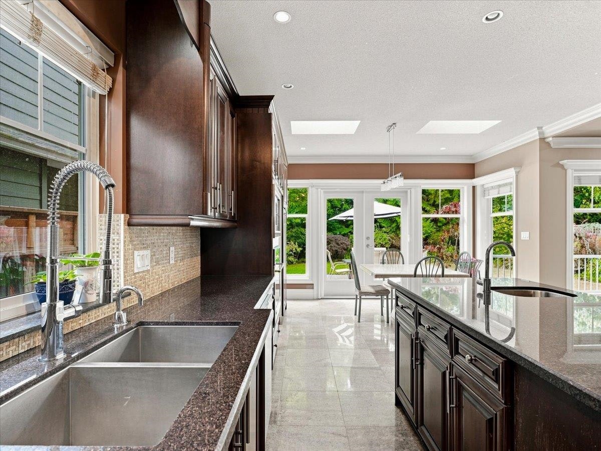 1417 Woods Drive, North Vancouver, BC, V7R 1A6 - 12