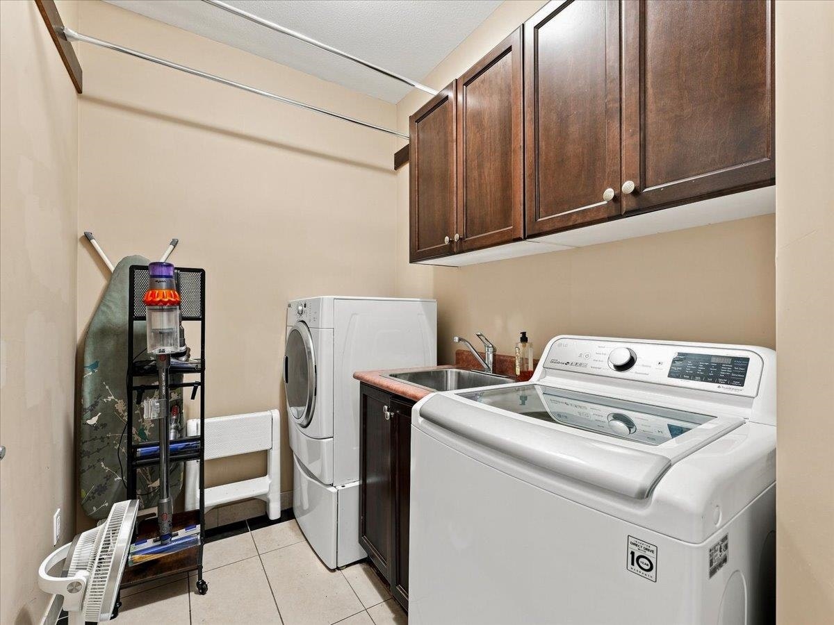 1417 Woods Drive, North Vancouver, BC, V7R 1A6 - 19