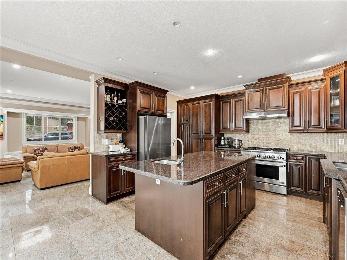 1417 Woods Drive, North Vancouver, BC, V7R 1A6 - 13