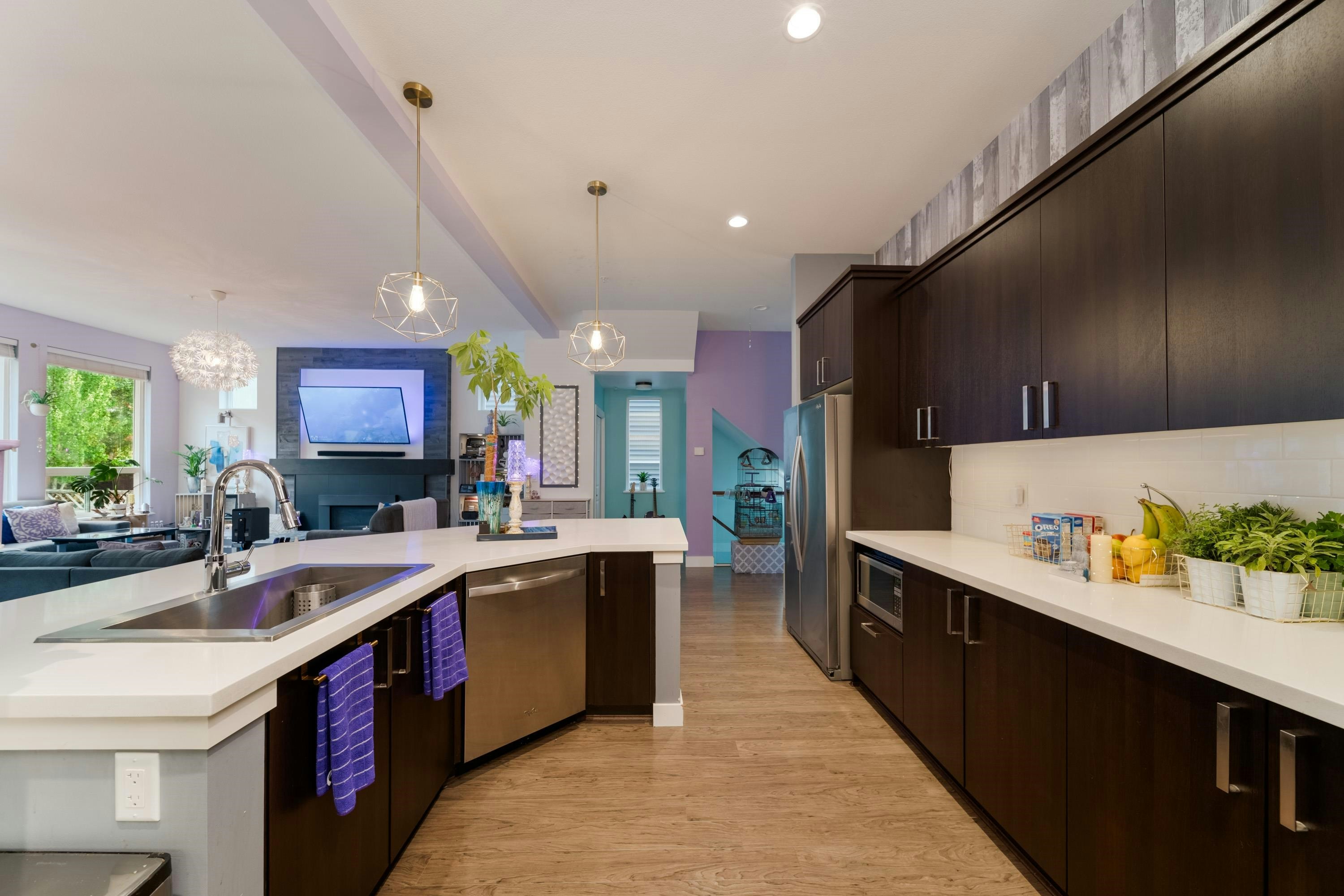 10476 Mceachern Street, Maple Ridge, BC, V2W 0H8 - 10