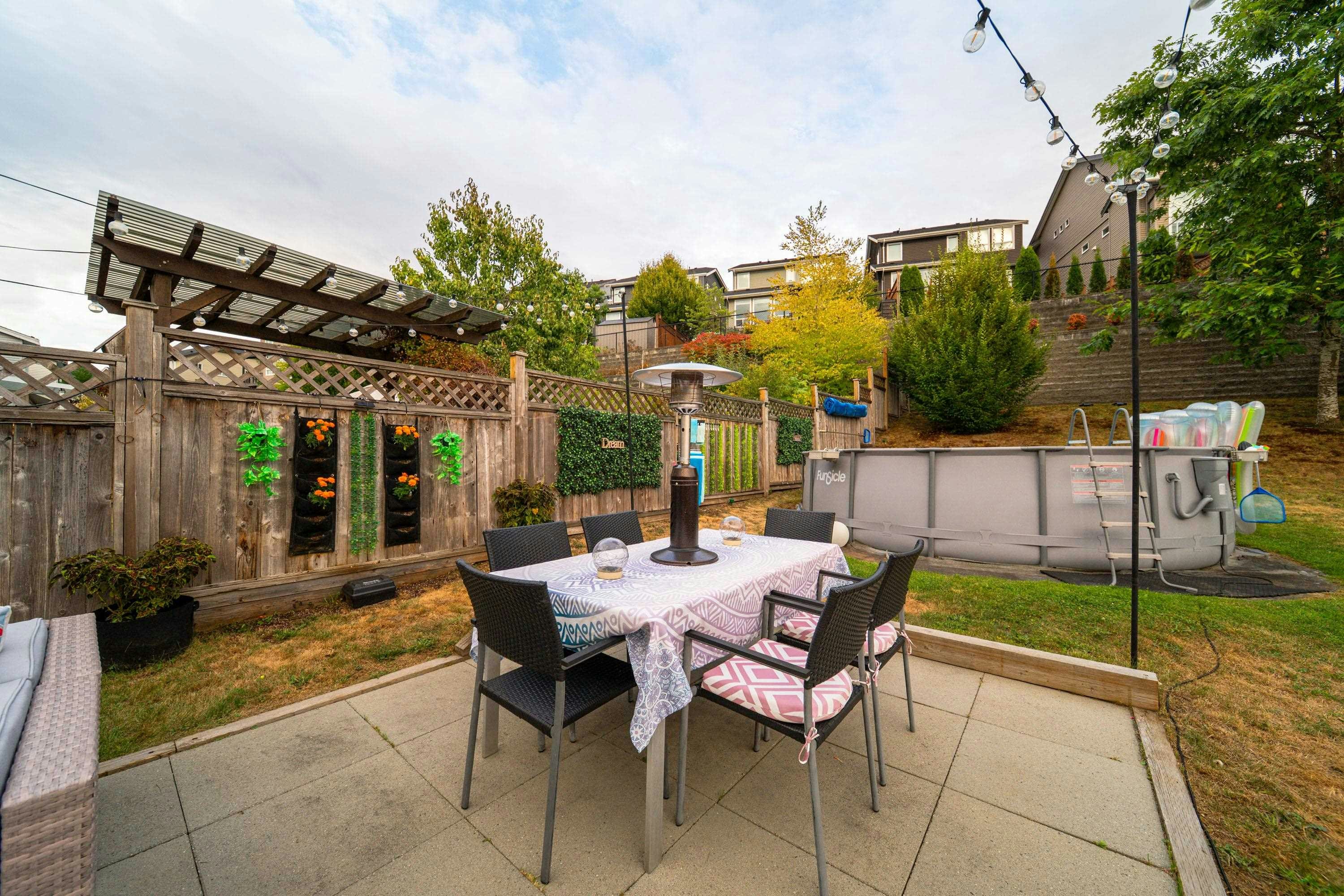 10476 Mceachern Street, Maple Ridge, BC, V2W 0H8 - 30